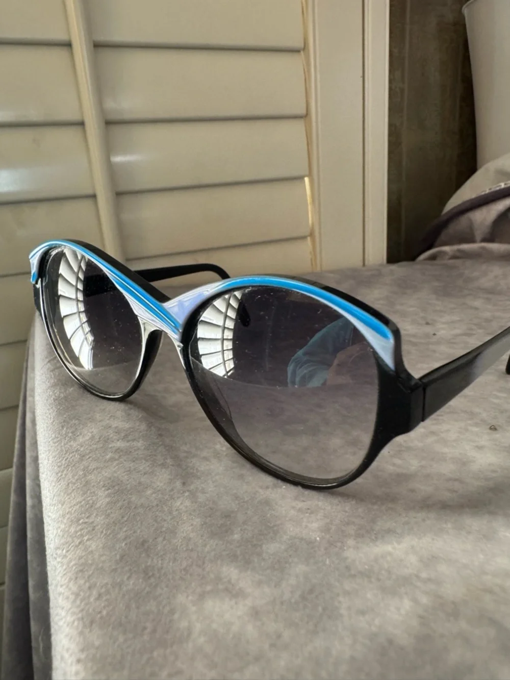 Leonard De Neffe‎ Turquoise blue swirl Black Sunglasses